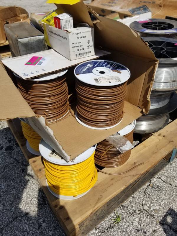 lot 1079 image: Coleman Cable Wire
