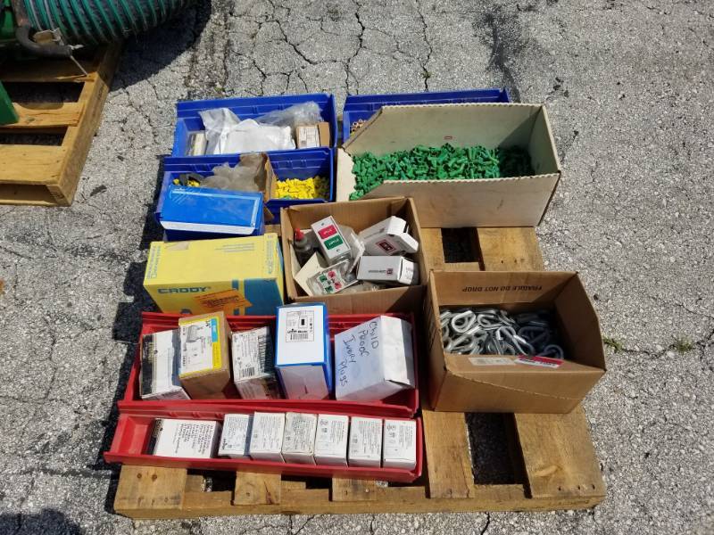 lot 1083 image: Wire Nuts, Dryer Outlets and More