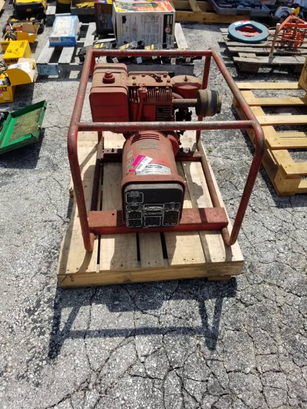 lot 1101 image: Dayton Alternator Power Plant 5000 Watts 3W180