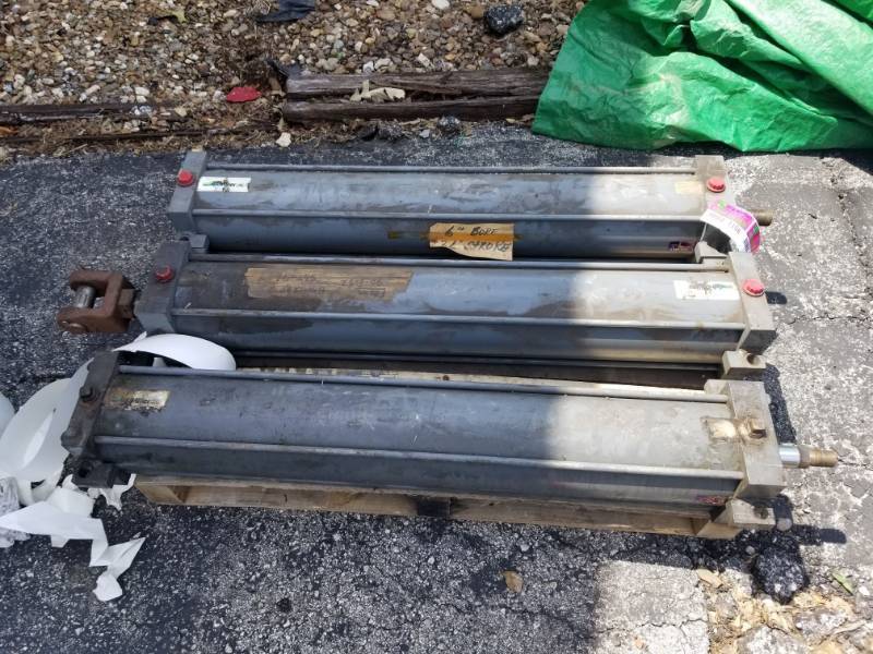 lot 1108 image: Miller Air Actuators