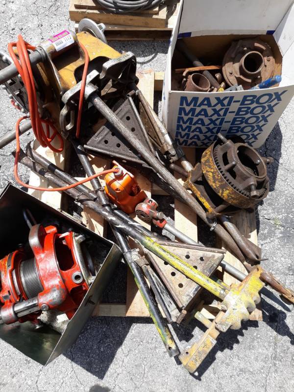 lot 1113 image: Pipe Threaders Rigid 300