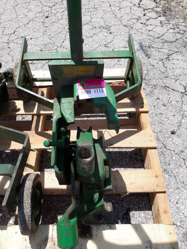 lot 1115 image: Pipe Bender