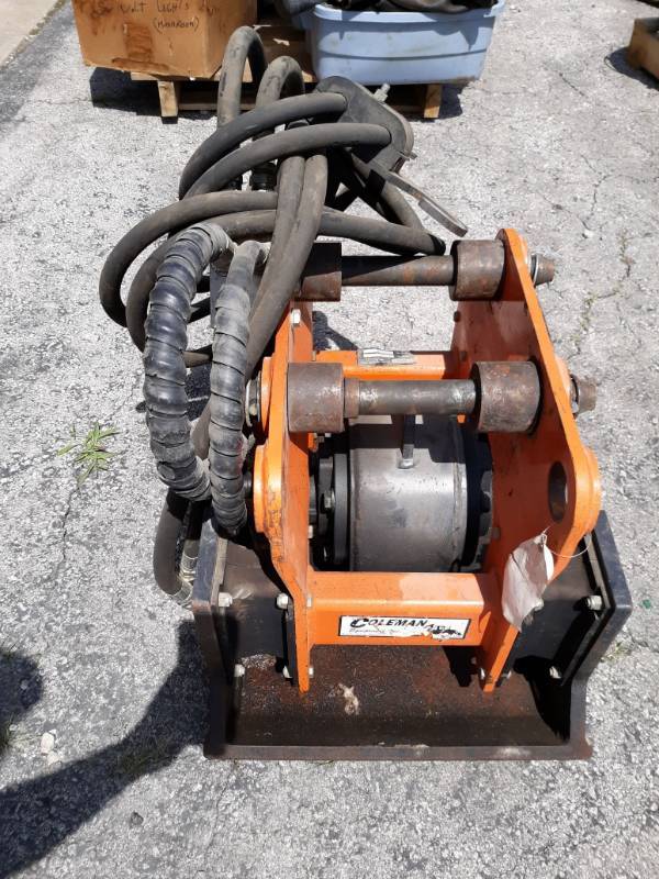 lot 1120 image: Stanley HS-3004 Hydraulic Tamper