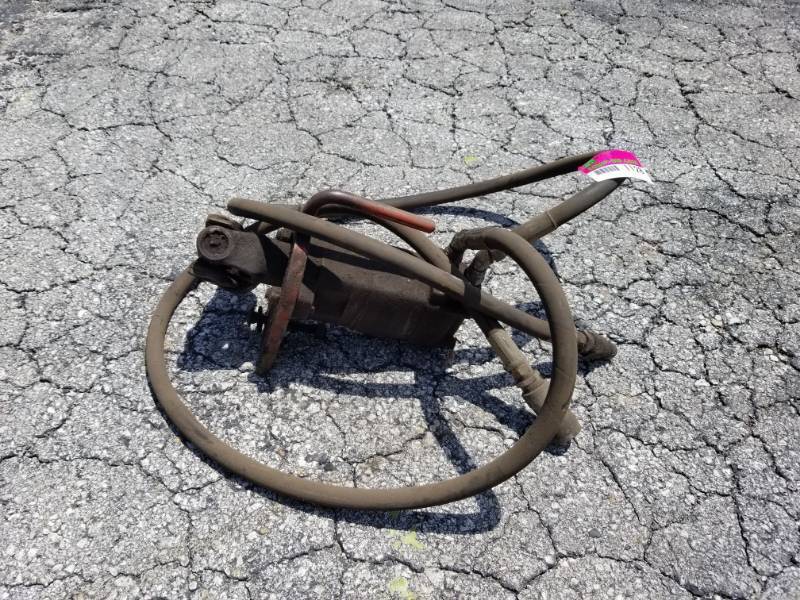 lot 1128 image: Hydraulic Boreing Tool for Ditch Witch