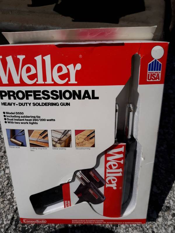 lot 1171 image: Weller Soldering Gun #D550
