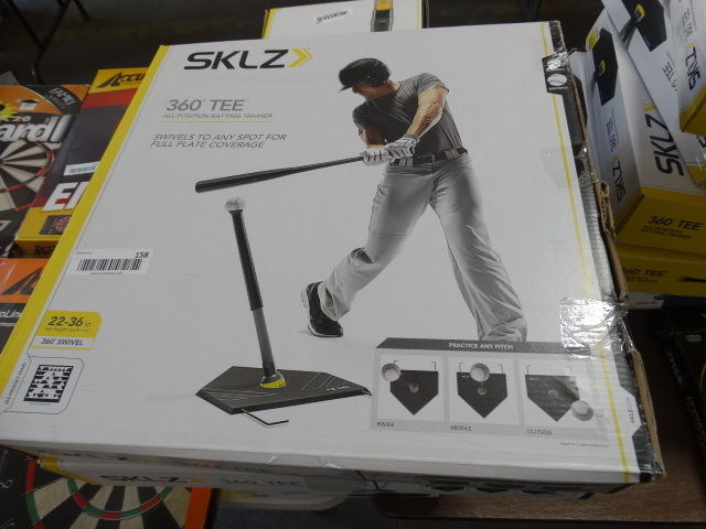 lot 158 image: SKLZ 360 degree batting trainer tee.
