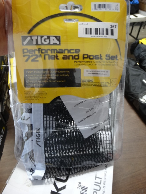 lot 167 image: Stiga performance 72 net and post set.