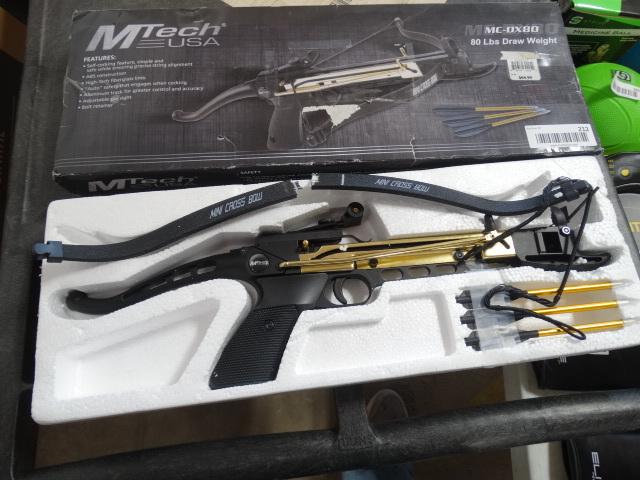 lot 212 image: Mtech USA MC-DX80 mini cross bow. 80lbs draw weight.