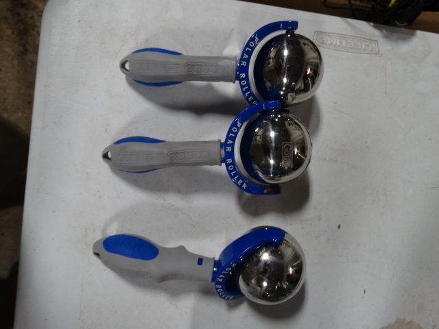lot 230 image: 2 Go fit prolar roller massagers.