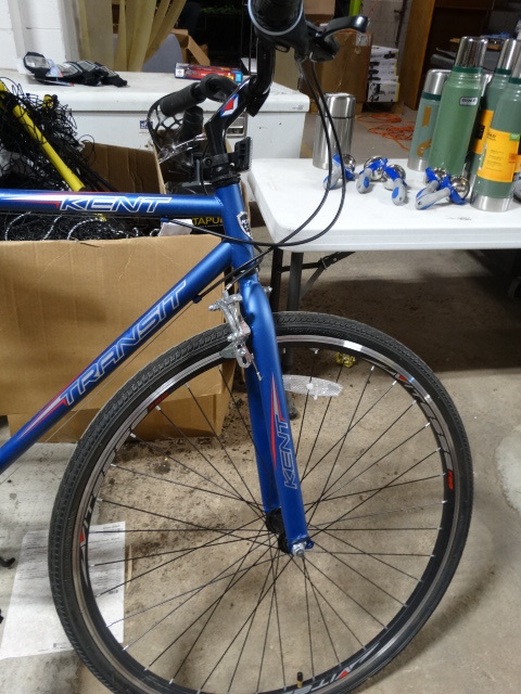 Shimano kent transit 7 speed mountain bike. Wichita Auction Ict Warehouse Major Sporting Goods Retailer Damaged Unclaimed Freight Bikes Exercise Equipment Fishing Hunting More Equip Bid