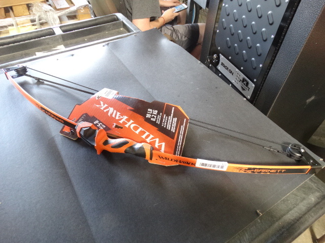 lot 321 image: Wild Hawk barnett bow.