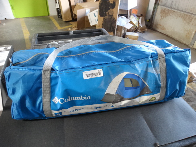 lot 338 image: Colombia 5 person dome tent.