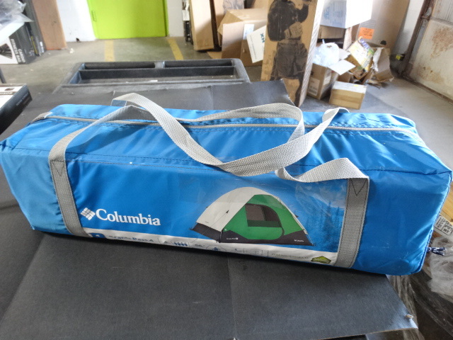 lot 339 image: Colombia 4 person dome tent.