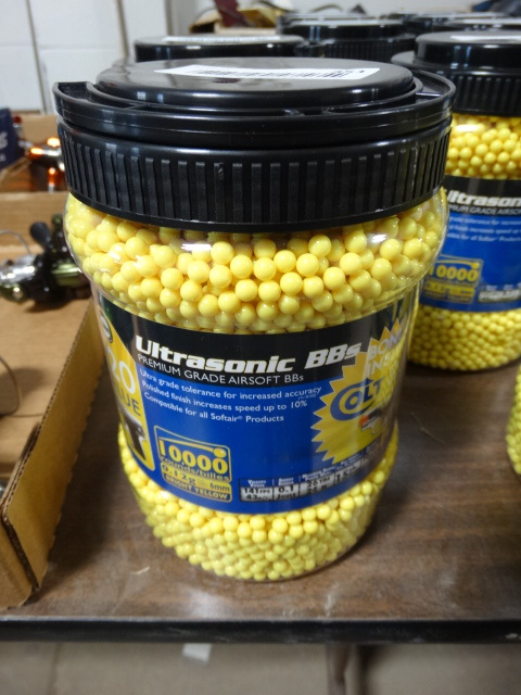 lot 358 image: 10,000 ultrasonic airsoft bbs with bonus colt 25 new.