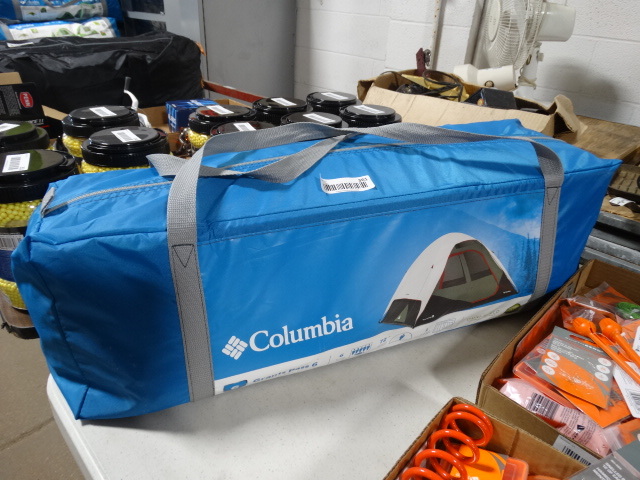 lot 361 image: Columbia 6 person dome tent.
