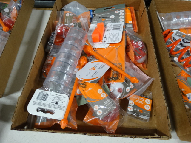 lot 364 image: Lot of south bend fishing accessories.