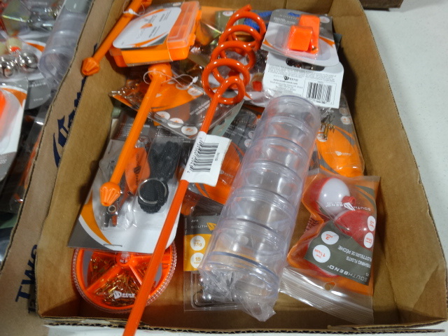 lot 371 image: Lot of south bend fishing accessories.