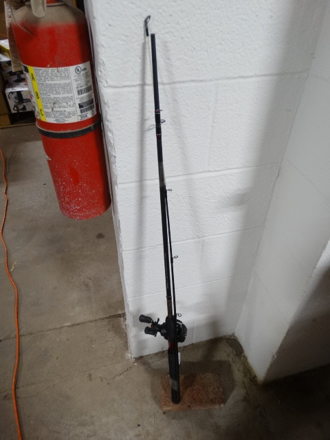 lot 395 image: Ugly stik Gx2 pole and shakespeare reel.