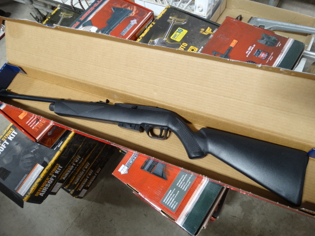 lot 405 image: Crosman repeat air 1077.