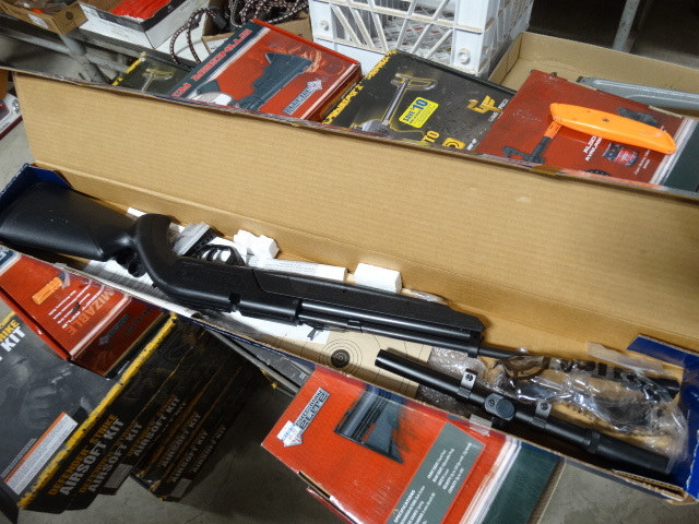 lot 409 image: Crosman 760 pumpmaster.
