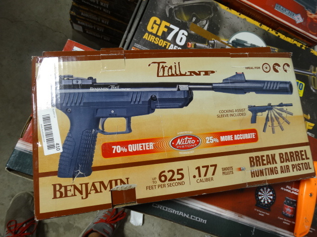lot 410 image: Benjamin break barrel hunting air pistol.