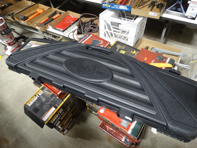 lot 414 image: Flambeau outdoor overside double gun case.