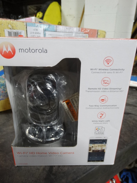 lot 429 image: Motorola wifi HD home video camera.