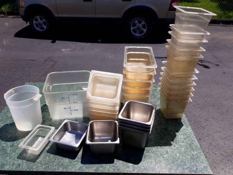 lot 6711 image: Lot of Prep Containers