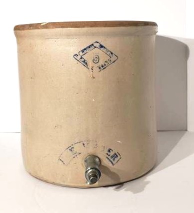 lot 1009 image: Crock #5 Antique Pittsburg Pottery Co.