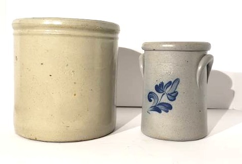 lot 1014 image: Set of 2 Crocks