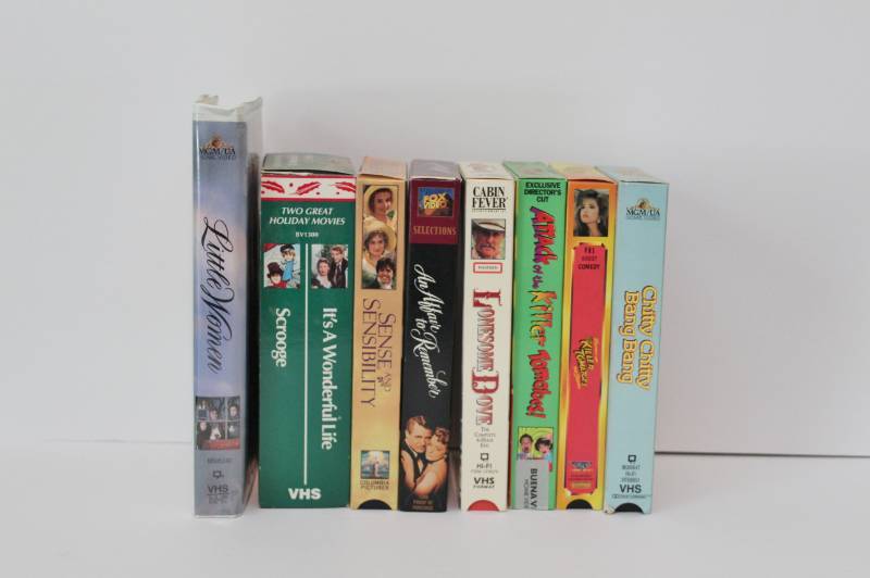 lot 1104 image: 9 Vintage Classics - Chitty Chitty Bang Bang, Attack of the Killer Tomatoes �