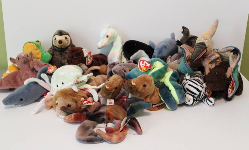 lot 1111 image: 20 TY Beanie Babies