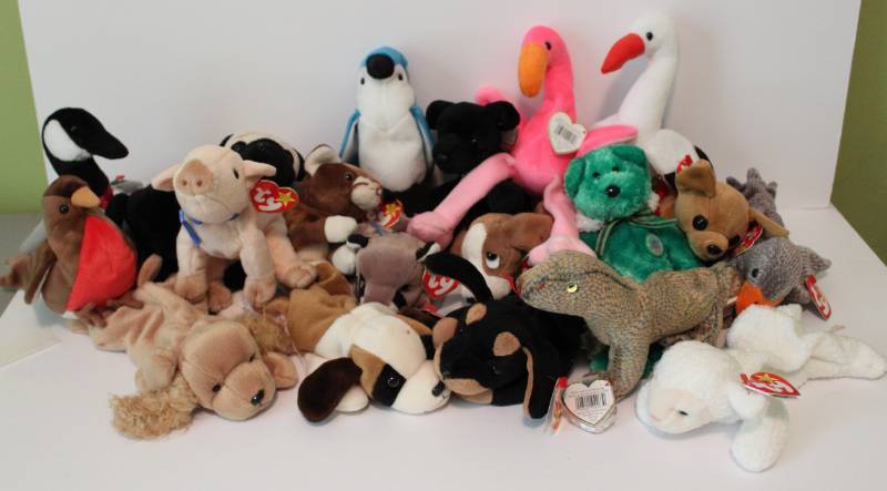lot 1113 image: 20 TY Beanie Babies