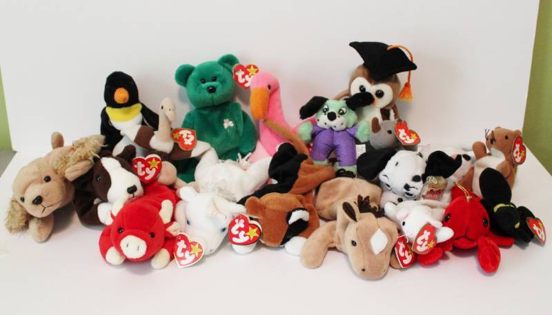 lot 1114 image: 10 TY Beanie Babies, 5 mini beanie babies, 101 Dalmations (Pepper)