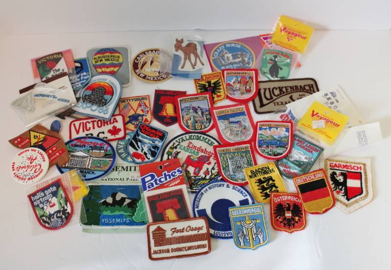 lot 1131 image: Lot of various patches