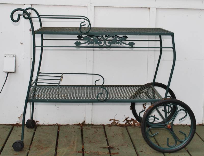 lot 1199 image: Metal outdoor patio bar cartserver