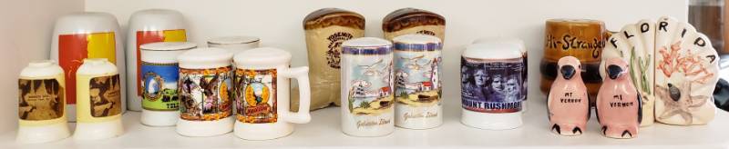 lot 1032 image: Collectors Salt and Pepper Shakers