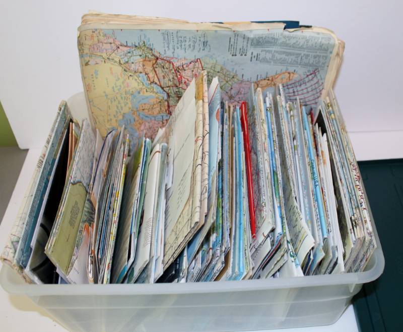 lot 1149 image: Tub full of Maps from various places around the world