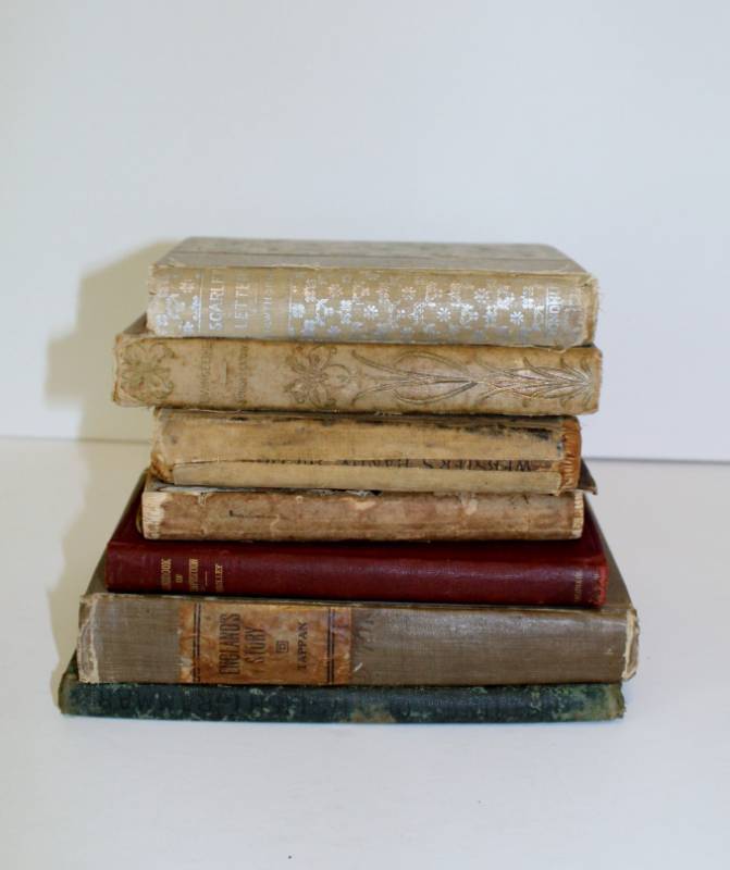 lot 1152 image: Antique Victorian Era educational books lot of 7 books