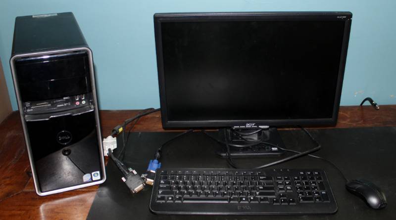 lot 1164 image: Dell computer, monitor and keyboard
