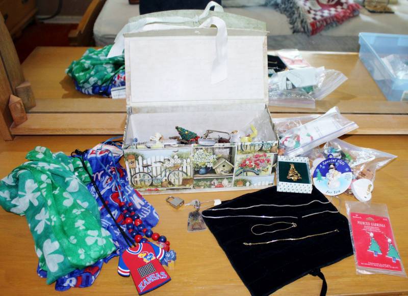 lot 1188 image: Large lot of jewelry, scarves, Jayhawk jewelry and holiday pins and much more...