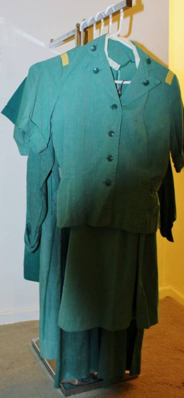 lot 1134 image: Vintage Girl Scout Leader Uniforms
