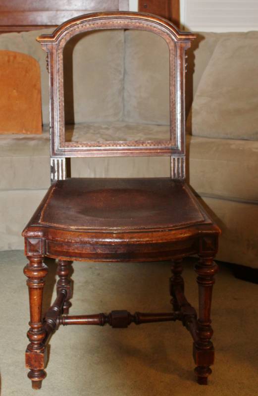 lot 1421 image: 1 antique chair