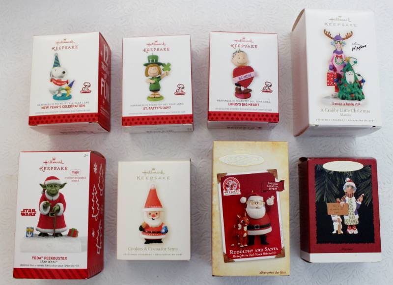lot 1428 image: 8 Hallmark ornaments Peanuts, Maxine, Yoda Star Wars