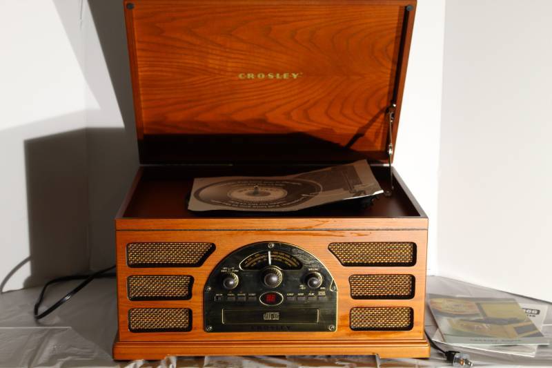 lot 1245 image: Crosley Rochester RadioCDRecord Player
