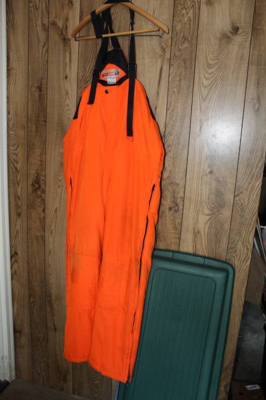 lot 1292 image: Winchester Mens Large orange outdoor overalls