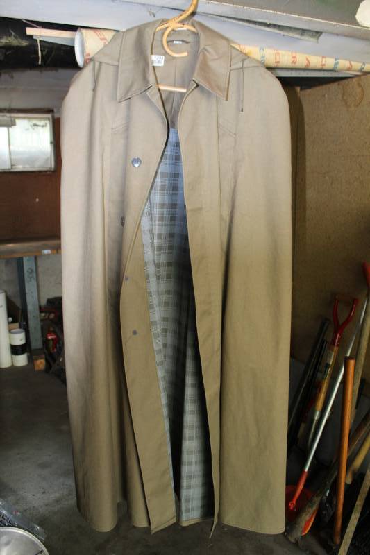 lot 1293 image: NVA Mens canvas cloak lined Made in Germany