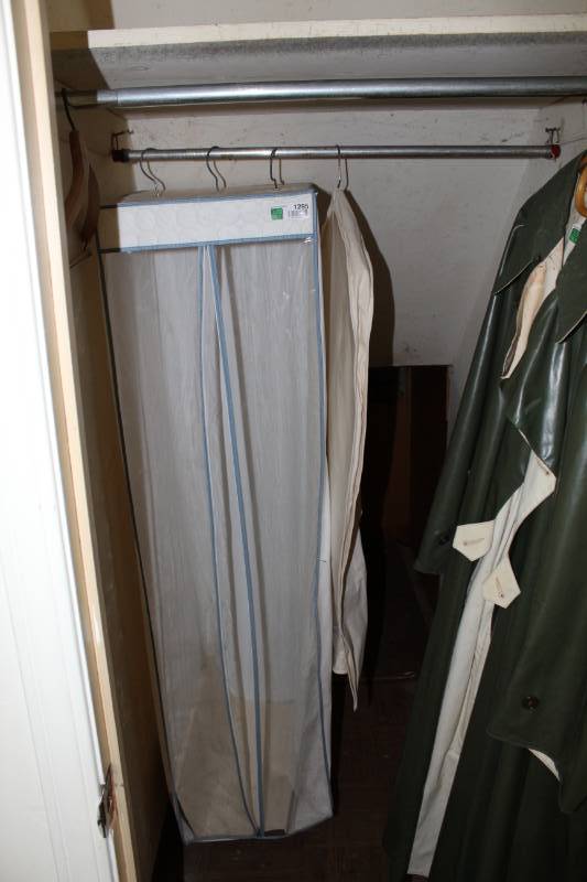 lot 1295 image: Hanging garment storage