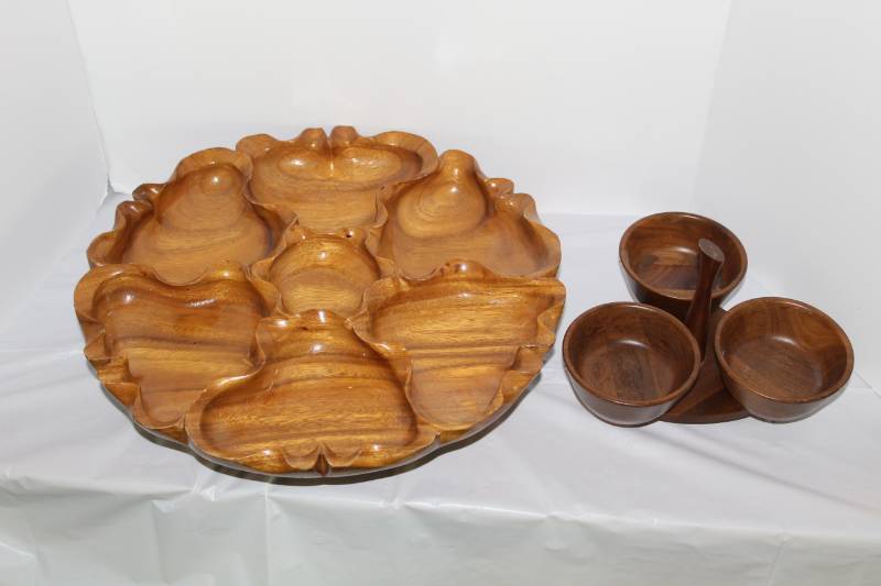 lot 1300 image: Wood Lazy Susan serving Tray, Black Walnut 3 bowl serving dish,  seashell shaped wood bowl