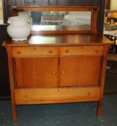 lot 1302 image: Antique Chest of Drawers